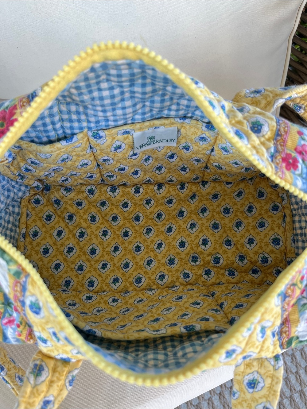 Vera Bradley Elizabeth 100 Handbag - Picture 8 of 10